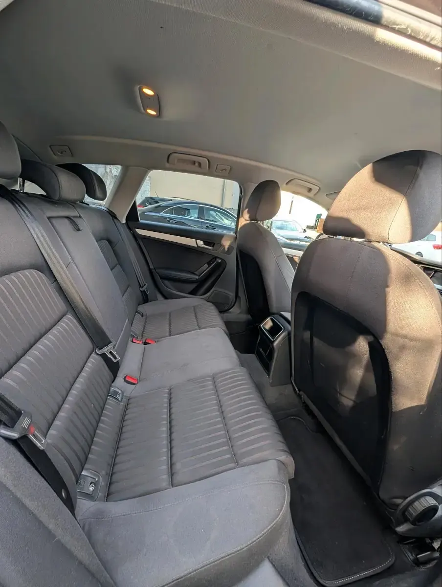 Gebraucht Audi A4 120 PS (88 kW) 2010 Schwarz Kombi