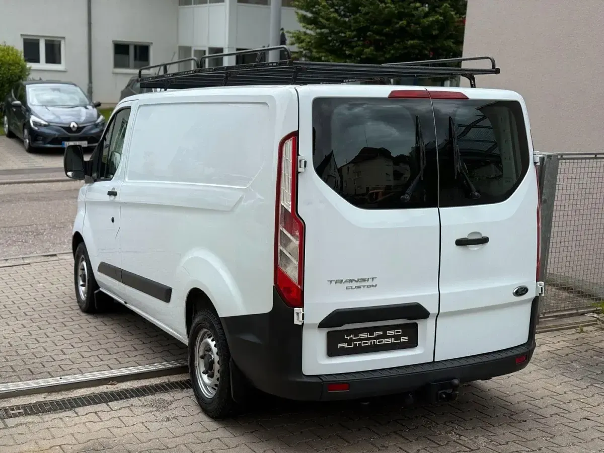 Gebraucht Ford Transit Custom 101 PS (74 kW) 2015 Weiß Van / Kleinbus