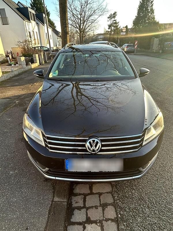 Gebraucht 2012 VW Passat Kombi | 6.100 € (Guter Preis) - Bild 1/4