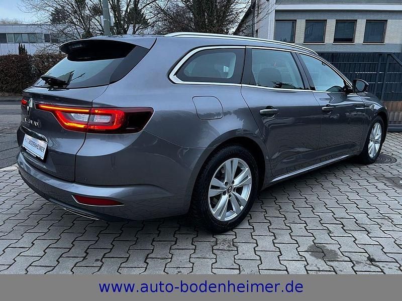 Gebraucht Renault Talisman GrandTour Life 150 PS (110 kW) 2018 Grau Kombi