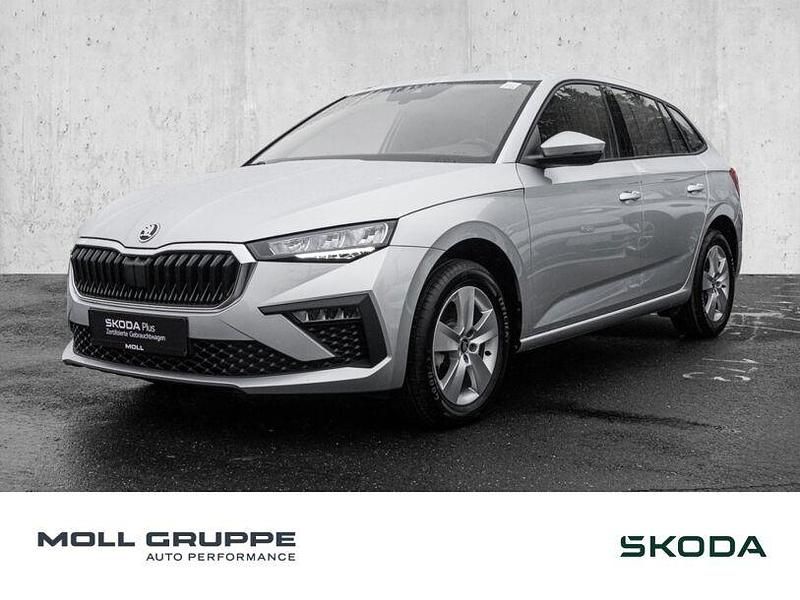 Neu Skoda Scala Selection 116 PS (85 kW) 2025 Silber Kleinwagen