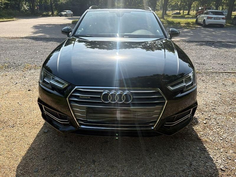 Gebraucht Audi A4 Ambiente 272 PS (200 kW) 2017 Schwarz Kombi
