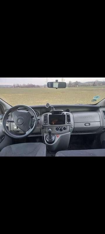 Gebraucht Opel Vivaro 146 PS (107 kW) 2009 Schwarz Van / Kleinbus