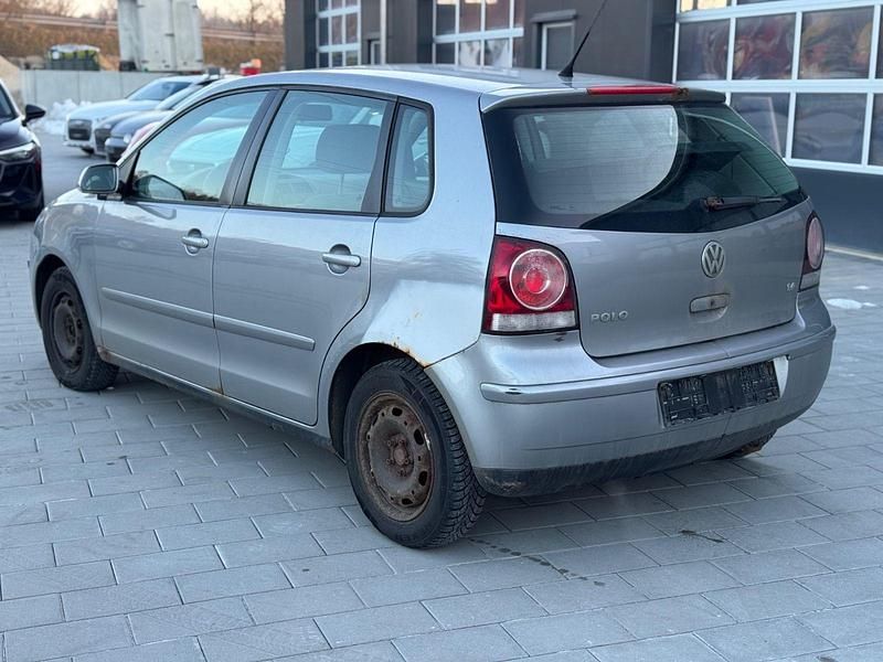 Gebraucht VW Polo Comfortline 80 PS (58 kW) 2006 Silber Kleinwagen