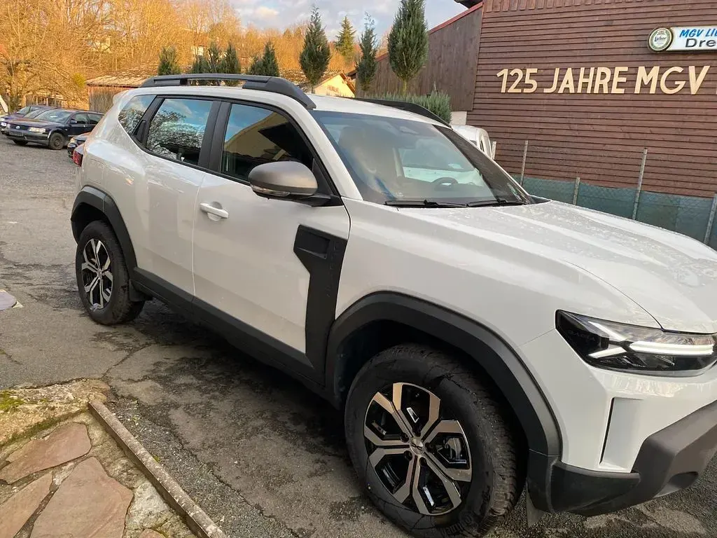 Neu Dacia Duster Expression 131 PS (96 kW) 2026 Grau SUV