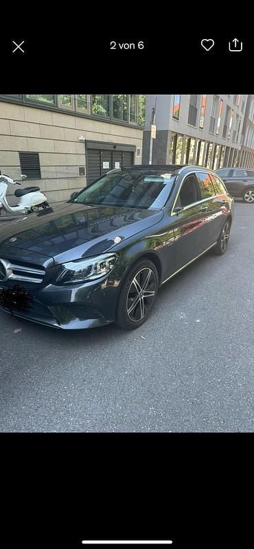Grau Gebraucht 2019 Mercedes C300 Kombi | 20.900 € (Superpreis) - Bild 1/4