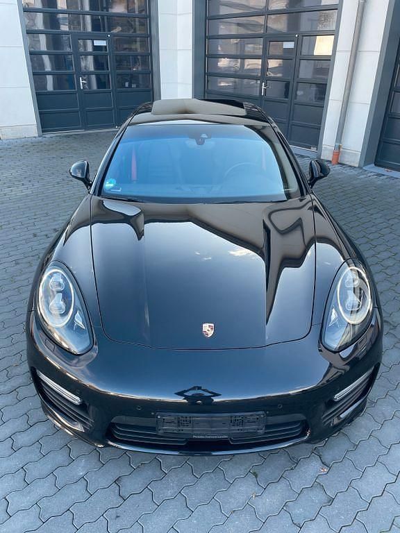 Schwarz Gebraucht 2015 Porsche Panamera Turbo Limousine | 59.000 € (Fairer Preis) - Bild 1/4