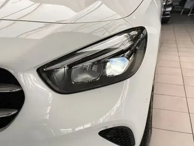 Gebraucht Mercedes B220 Progressive 190 PS (139 kW) 2019 Weiß Kleinwagen