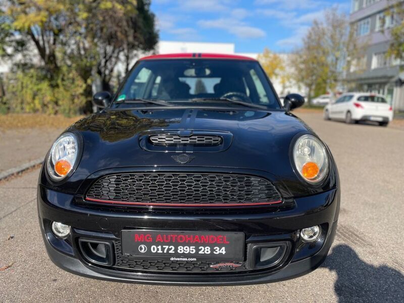 Gebraucht Mini John Cooper Works 211 PS (155 kW) 2011 Schwarz Kleinwagen