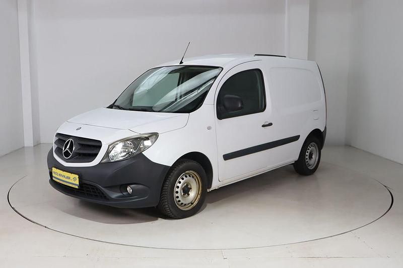 Weiß Gebraucht 2015 Mercedes Citan 108 Van / Kleinbus | 5.490 € (Guter Preis) - Bild 1/4