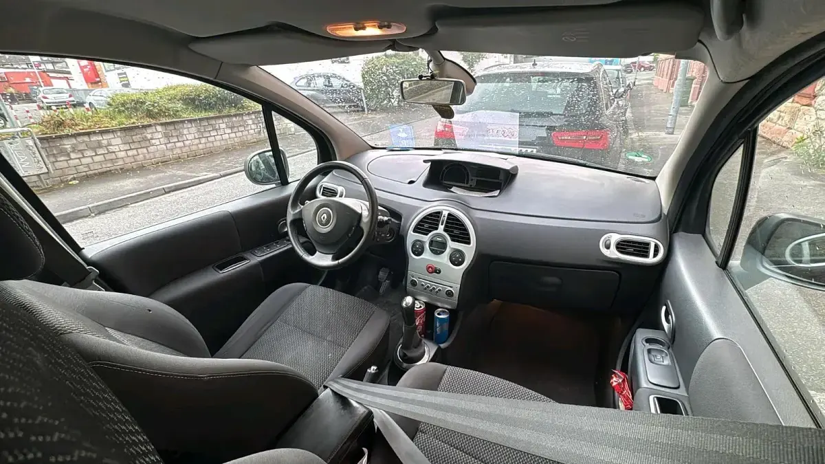 Gebraucht Renault Modus 103 PS (75 kW) 2012 Schwarz Van / Kleinbus
