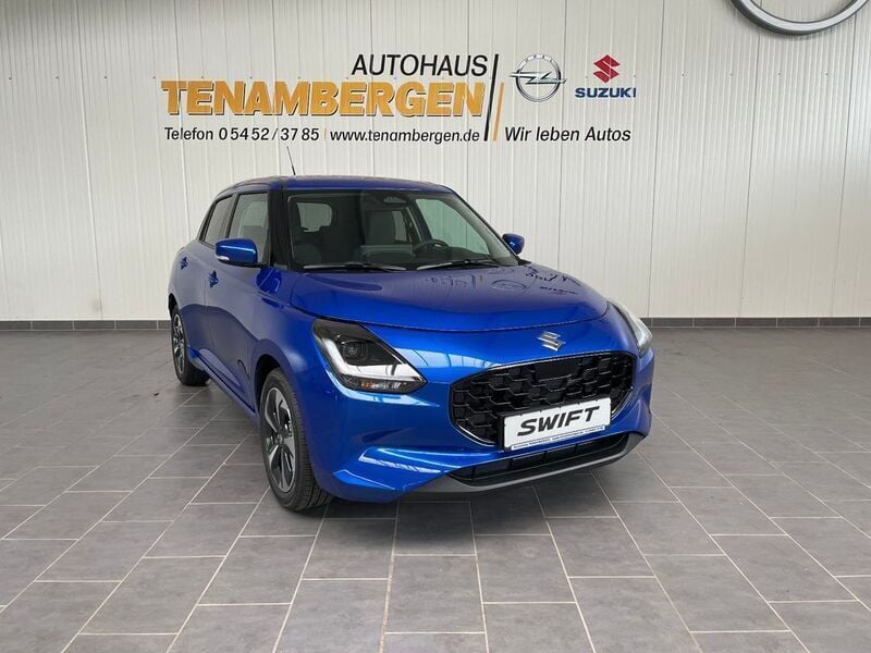 Frontier blue (metallic) Gebraucht 2024 Suzuki Swift Comfort+ Kleinwagen | 20.990 € (Teuer) - Bild 1/4