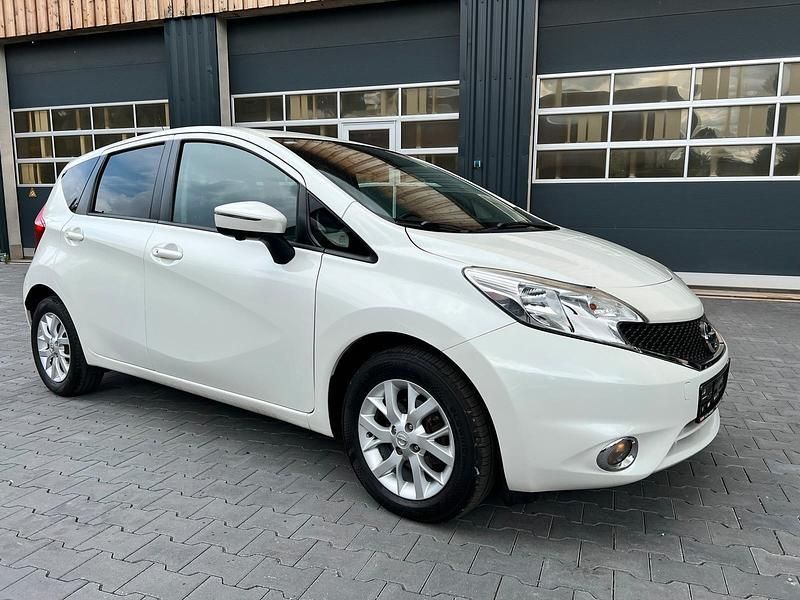 Weiß Gebraucht 2017 Nissan Note Van / Kleinbus | 6.750 € - Bild 1/4