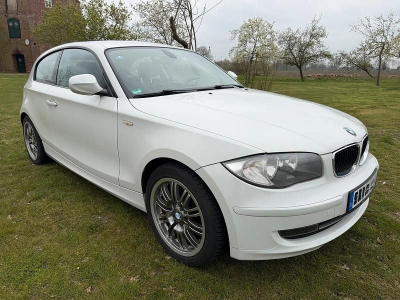 Brugt BMW 116 122 HK (89 kW) 2012 Hvid Hatchback