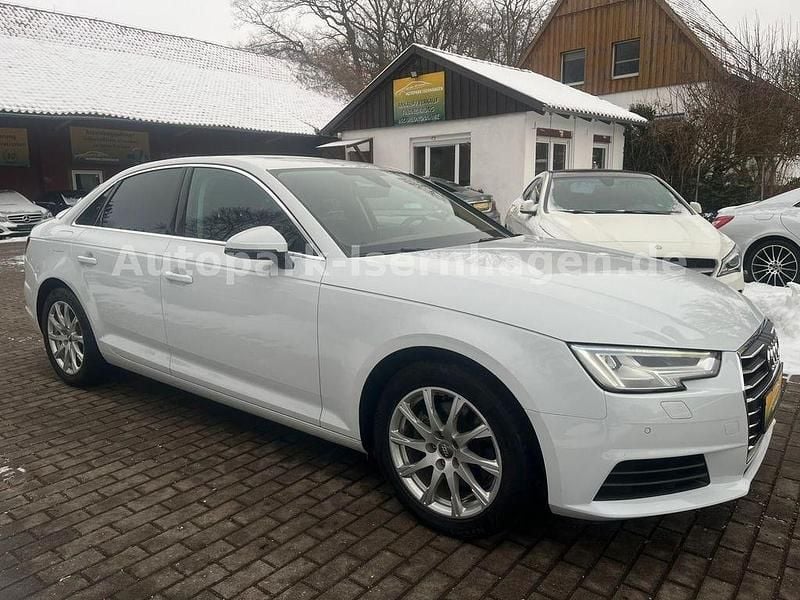Gebraucht Audi A4 Design 190 PS (139 kW) 2020 Weiß Limousine