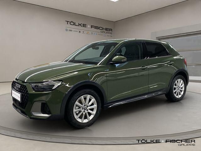 Gebraucht Audi A1 Basis 95 PS (69 kW) 2024 Grün Kleinwagen