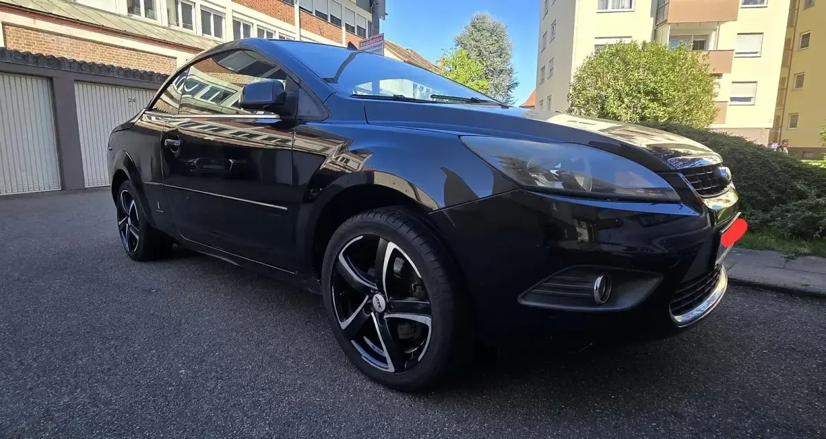 Gebraucht Ford Focus Cabriolet 136 PS (100 kW) 2009 Schwarz Cabrio