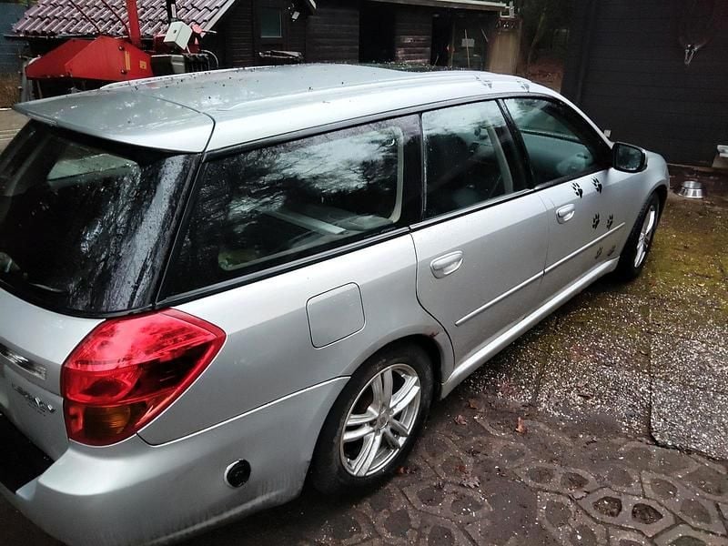 Gebraucht Subaru Legacy 135 PS (99 kW) 2005 Silber Kombi