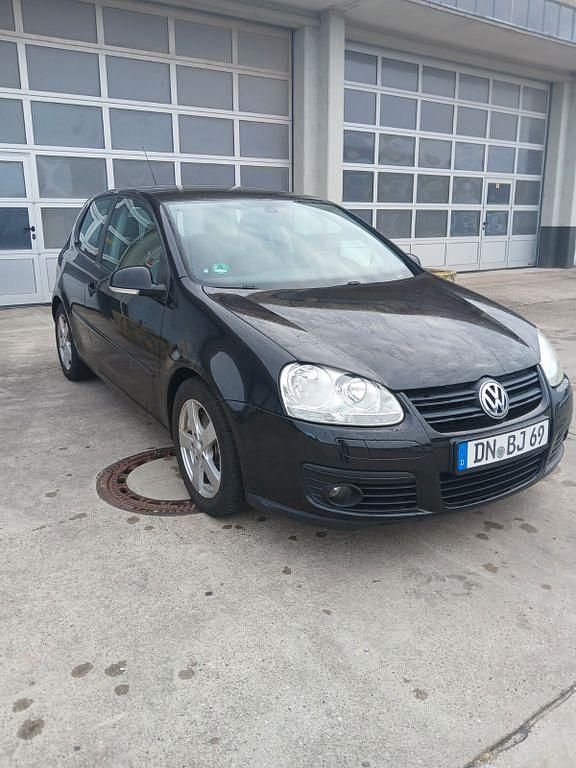 Schwarz Gebraucht 2006 VW Golf V GT Limousine | 2.750 € (Fairer Preis) - Bild 1/4