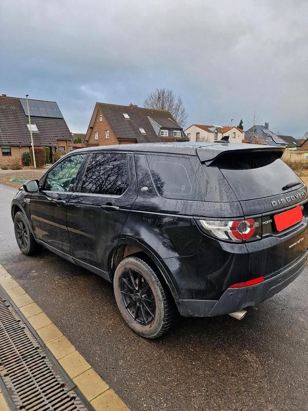 Gebraucht Land Rover Discovery Sport 150 PS (110 kW) 2016 Schwarz SUV