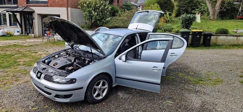 Gebraucht Seat Leon 110 PS (80 kW) 2005 Silber Kleinwagen