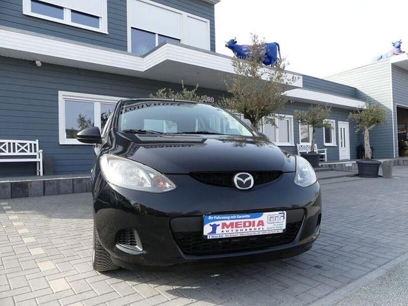 Gebraucht Mazda 2 Inclusive 75 PS (55 kW) 2010 Schwarz Kleinwagen