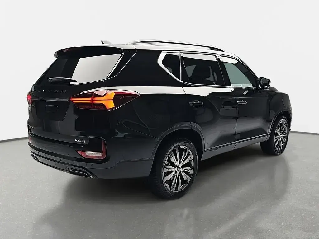 Neu KGM Rexton 201 PS (147 kW) 2026 Schwarz SUV
