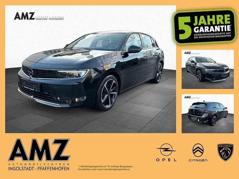 Diamant schwarz/karbon schwarz Gebraucht 2022 Opel Astra Edition Limousine | 18.490 € (Superpreis) - Bild 1/4