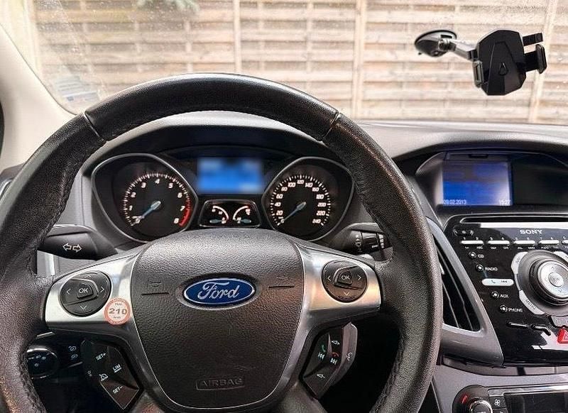 Gebraucht Ford Focus 183 PS (134 kW) 2011 Andere farben Limousine