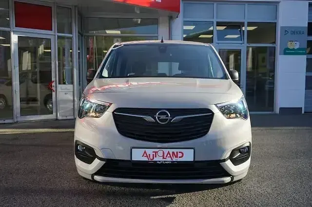 Gebraucht Opel Combo 110 PS (80 kW) 2022 Andere Van / Kleinbus