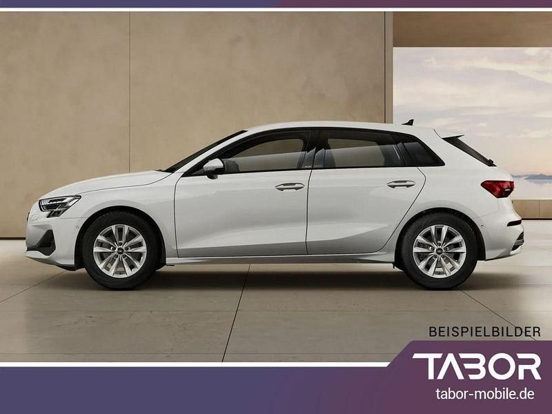 Neu Audi A3 Sport 116 PS (85 kW) 2026 Weiß Limousine