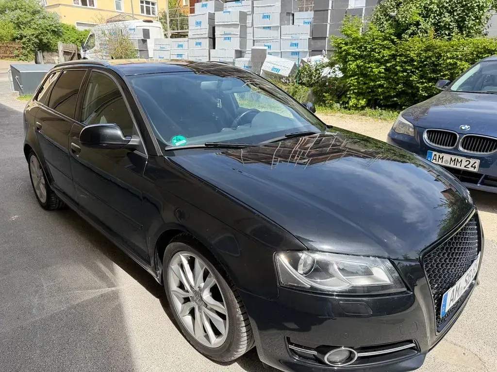 Gebraucht Audi A3 Ambiente 125 PS (91 kW) 2011 Schwarz Kleinwagen