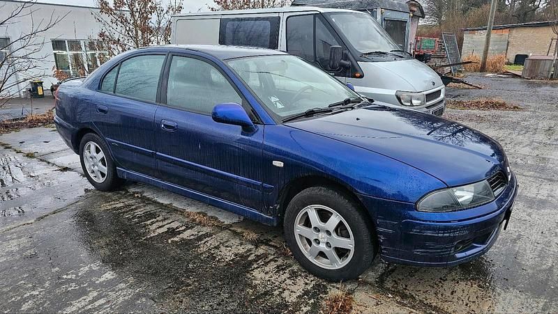 Gebraucht Mitsubishi Carisma 115 PS (84 kW) 2004 Blau Limousine