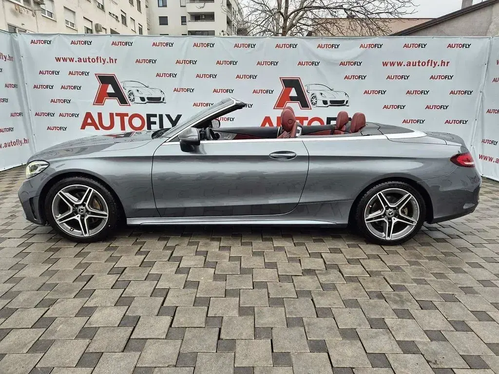Gebraucht Mercedes 220 AMG 194 PS (142 kW) 2018 Grau Cabrio