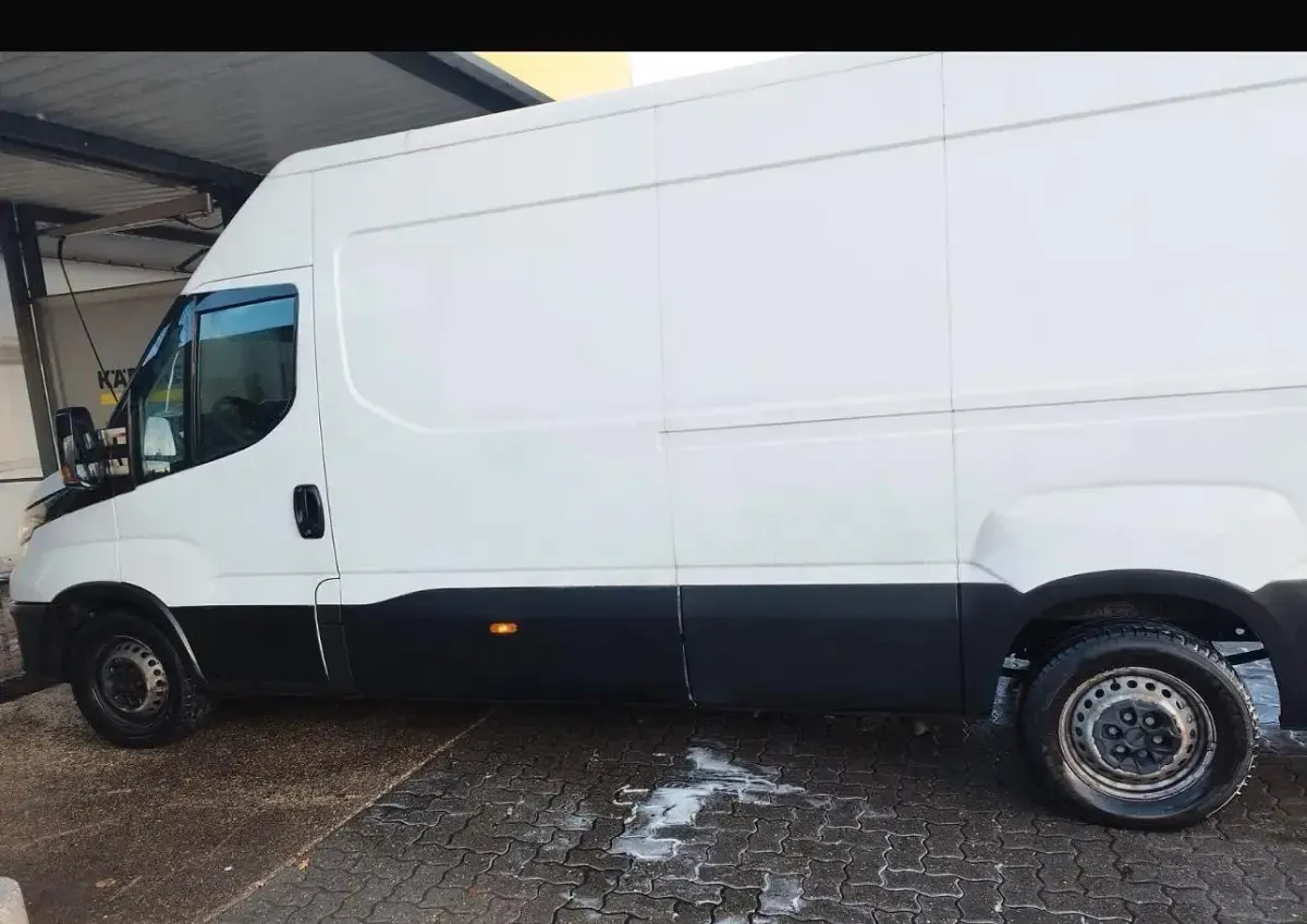 Gebraucht Iveco Daily 136 PS (100 kW) 2021 Weiß