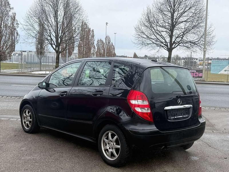 Gebraucht Mercedes A150 95 PS (69 kW) 2005 Posthellgrau Kleinwagen