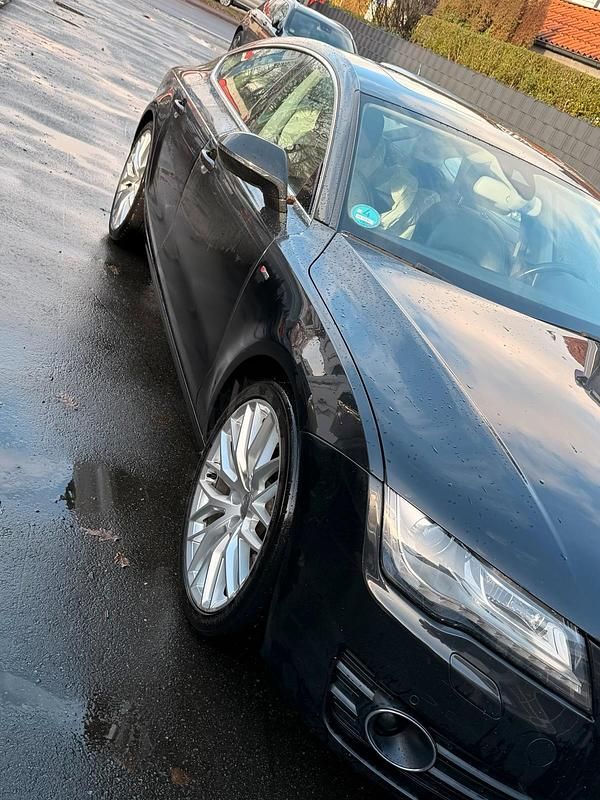 Second-hand Audi A7 245 CP (180 kW) 2013 Negru Hatchback
