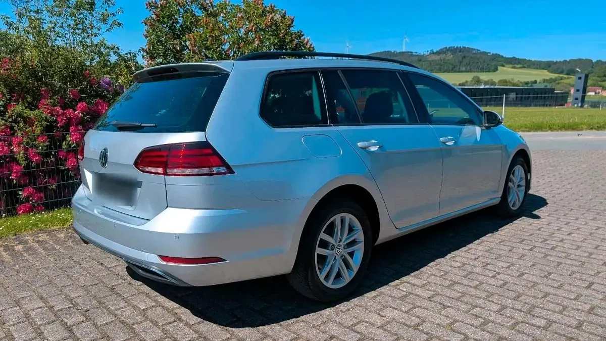 Używany VW Golf VII 115 KM (84 kW) 2018 Srebrny Kombi