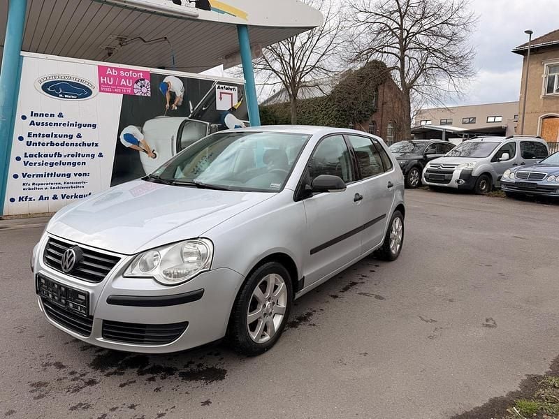 Gebraucht VW Polo 69 PS (50 kW) 2007 Silber Kleinwagen