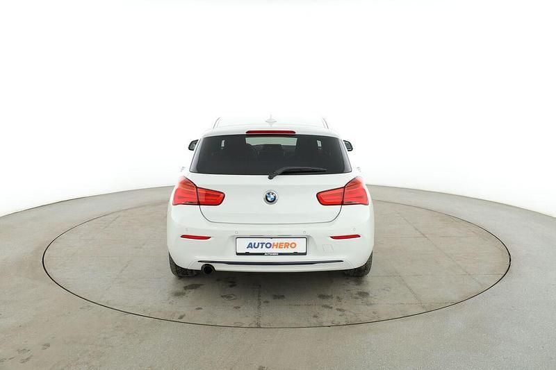 Gebraucht BMW 118 Sport Line 136 PS (100 kW) 2016 Weiß Kleinwagen