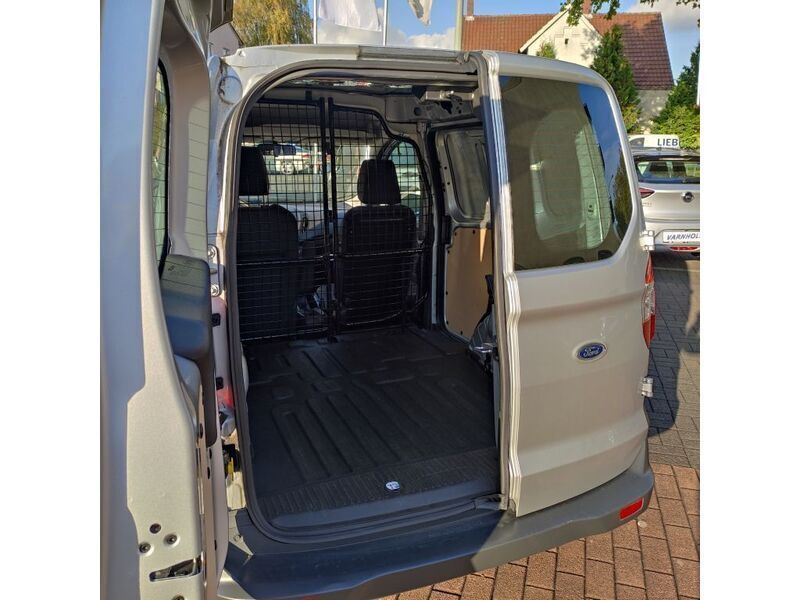 Gebraucht Ford Transit Trend 101 PS (74 kW) 2020 Polarsilber metallic (metallic) Van