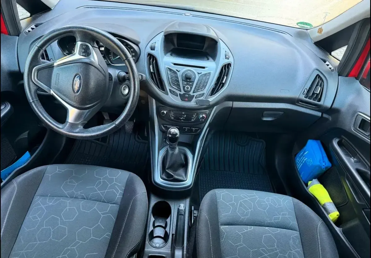 Second-hand Ford B-MAX 101 CP (74 kW) 2014 Roșu Monovolum