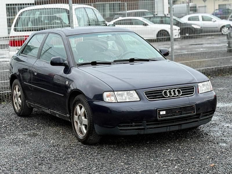 Gebraucht Audi A3 101 PS (74 kW) 1998 Schwarz Kleinwagen