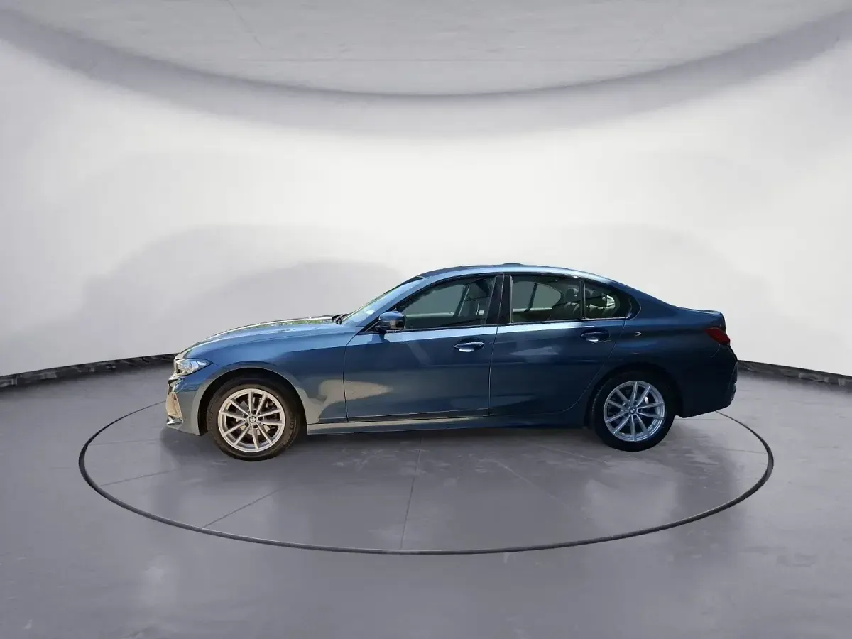 Gebraucht BMW 318 156 PS (114 kW) 2025 Limousine