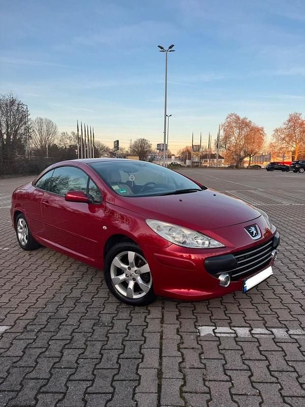 Gebraucht Peugeot 307 CC 109 PS (80 kW) 2005 Rot Cabrio