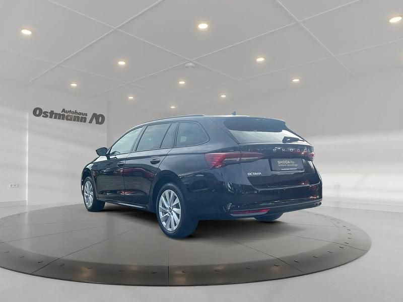 Gebraucht Skoda Octavia Selection 150 PS (110 kW) 2025 Graphitegrau metallic Kombi