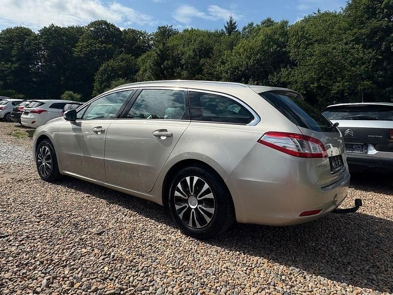 Gebraucht Peugeot 508 Active 114 PS (83 kW) 2013 Limousine