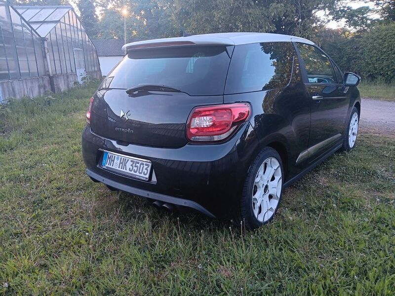 Schwarz Gebraucht 2010 Citroën DS3 Sport Chic Kleinwagen | 2.900 € (Fairer Preis) - Bild 1/4