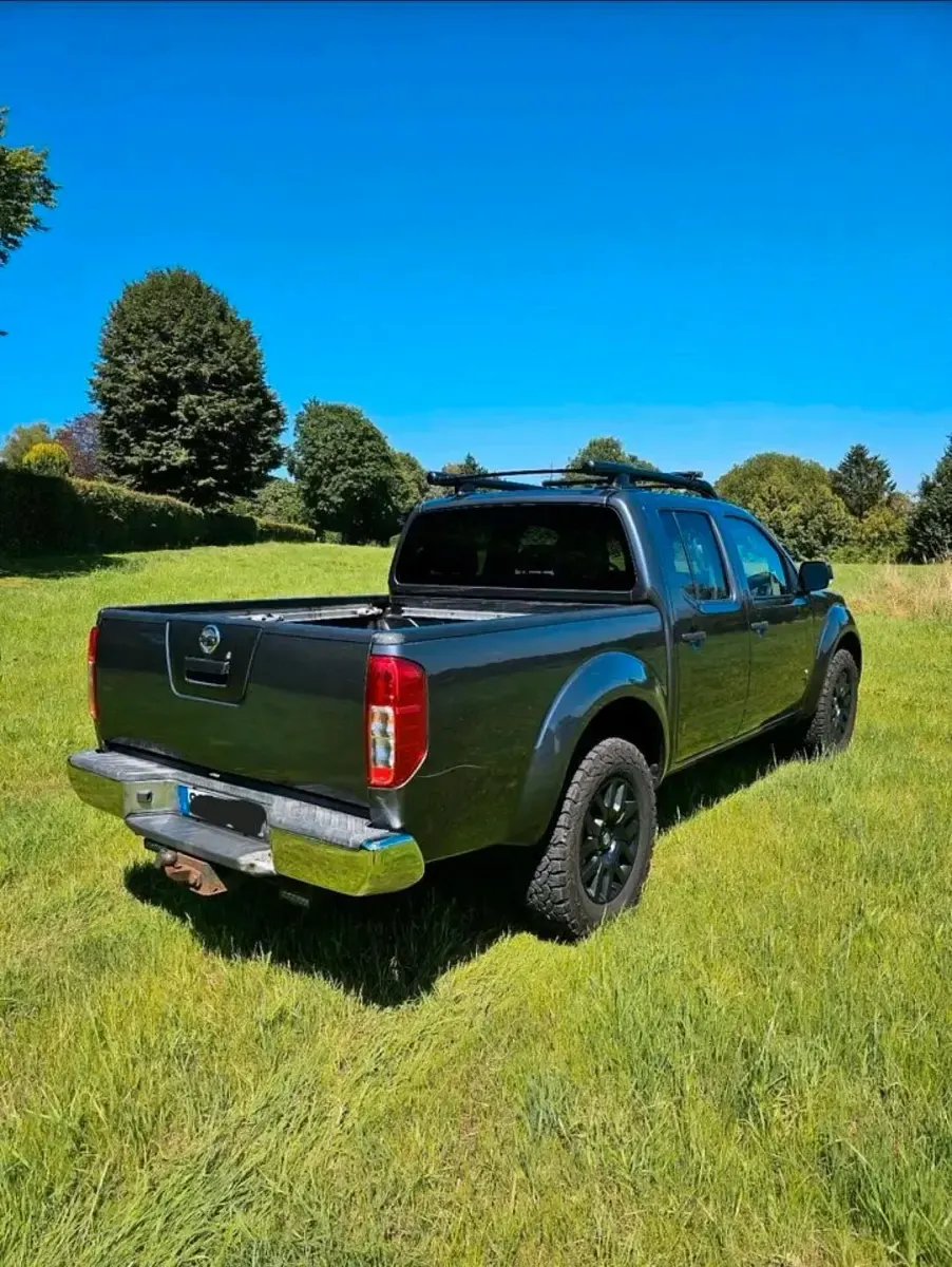 Gebraucht Nissan Navara 231 PS (169 kW) 2014 Grau Pickup