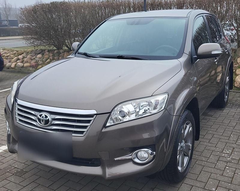 Gebraucht Toyota RAV4 177 PS (130 kW) 2010 Braun SUV